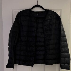Uniqlo Women's Black Puffer Jacket